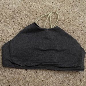 Lululemon sports bra